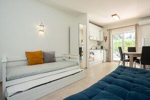 Apartment, Smoking | 1 bedroom - Nice Terrace and Pool Alvor Flat (Portimão)