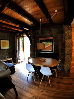 House, Smoking | 2 bedrooms - Vila Forno in Bustelo (Penafiel)