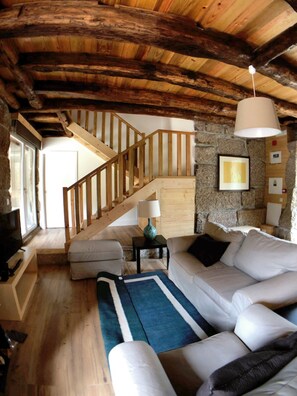 House, Smoking - Vila Forno in Bustelo (Penafiel)