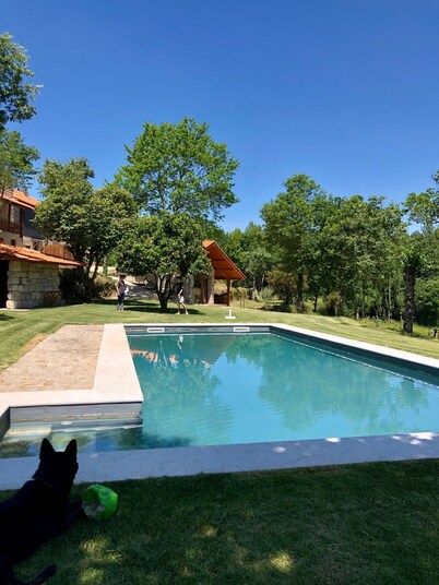 Vila Lagar in Bustelo