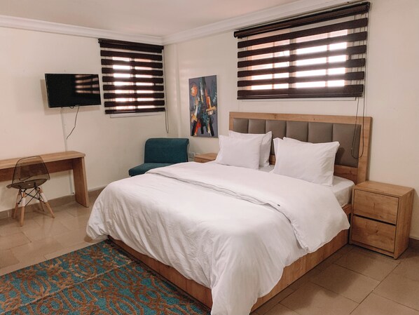 2 室のベッドルーム、アイロン / アイロン台、WiFi、ベッドシーツ