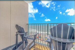 Property grounds - Breathtaking 2-bedroom condo in lovely Myrtle Beach with fitness room, WiFi (Myrtle Beach)