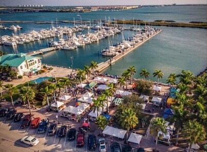 Guesthouse by the Beach