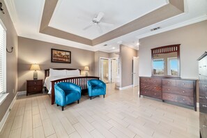 3 bedrooms, iron/ironing board, free WiFi, bed sheets - Experience Sawgrass Point, a spacious 3-bedroom pet-friendly condo in Gulf Shores, AL (Gulf Shores)