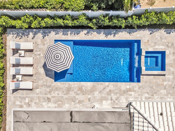 Beheizter Pool