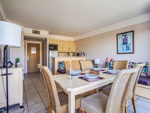 Dining - Heliotel Marine by Interhome (Saint Laurent du Var)