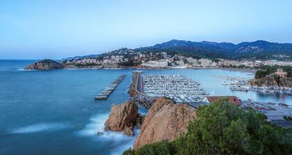 White Home, Terrasse mit Blick nahe am Strand