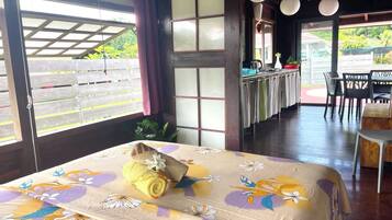 2 makuuhuonetta, Wi-Fi, vuodevaatteet