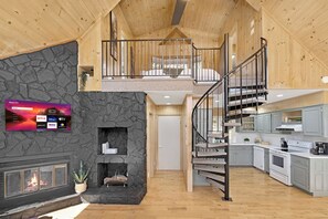 Interior - Cozy Chalet Getaway, Hot Tub, Pet-Friendly, WiFi, AC in Seven Devils (Seven Devils)