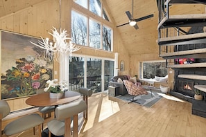 Interior - Cozy Chalet Getaway, Hot Tub, Pet-Friendly, WiFi, AC in Seven Devils (Seven Devils)