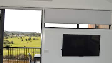 Family Cabin, Balcony, River View | Living area
