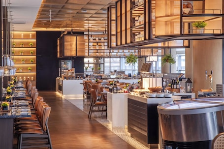 Desayuno buffet diario (CNY 198 por persona)