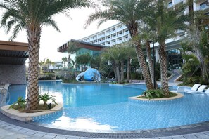 Indoor pool, seasonal outdoor pool