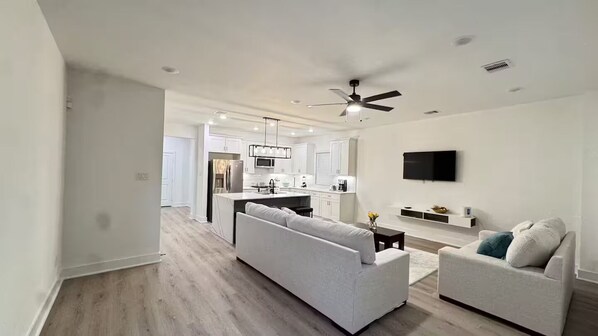 تلفزيون ذكي