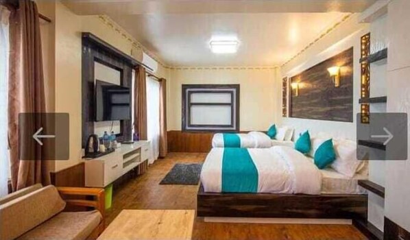 1 bedroom, Frette Italian sheets, premium bedding, down comforters