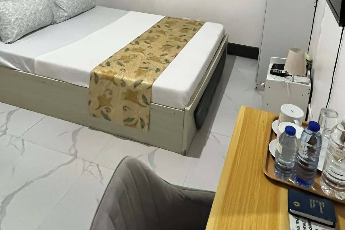 Rom – deluxe | 1 soverom, wi-fi (inkludert) og sengetøy