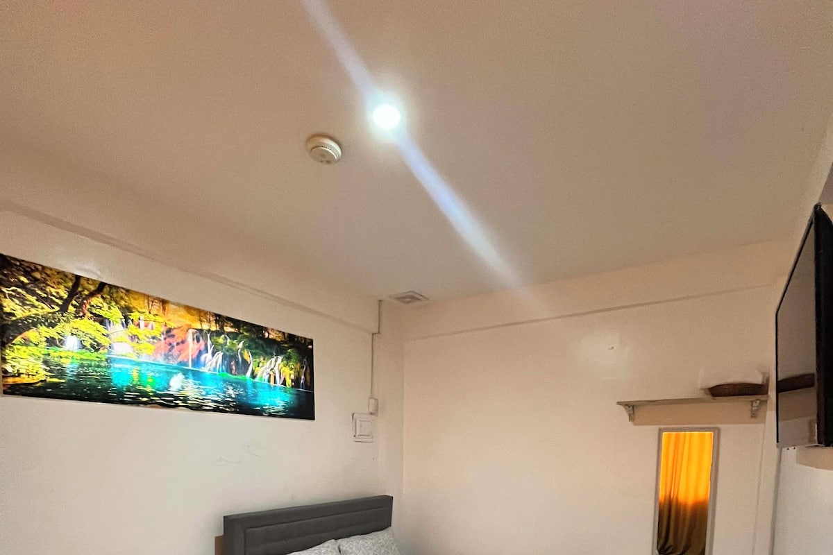 Rom – deluxe | 1 soverom, wi-fi (inkludert) og sengetøy