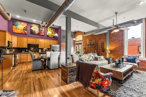 Smart TV, fireplace, printers