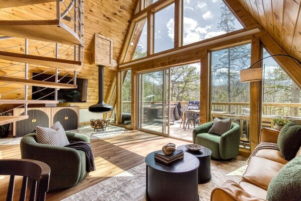 Téléviseur connecté, foyer, jeux vidéo, livres