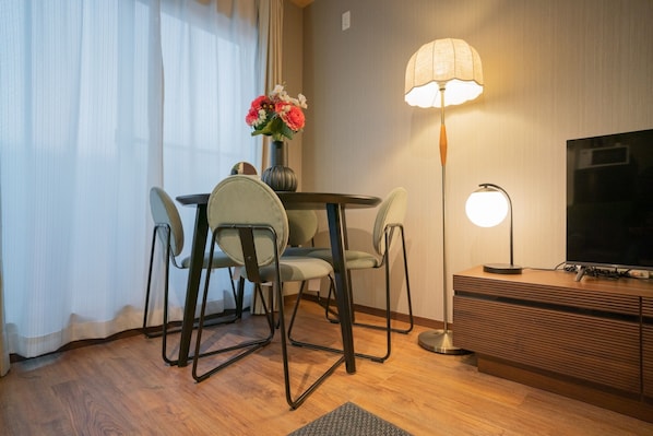 Comfort Room, Non Smoking | In-room dining - YS Maison 302 (Osaka)