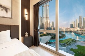 2 slaapkamers, een bureau, een strijkplank/strijkijzer, wifi