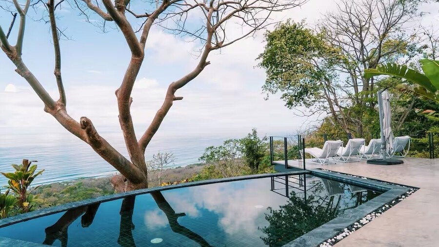 Seataya Oceanview Luxury Villas