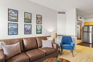 TV, fireplace, offices