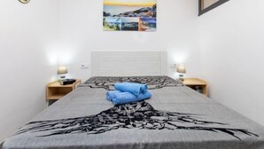 House, 2 Bedrooms, Terrace | 2 bedrooms - Global Rojo - By Global Rental Holidays 15198 (Tossa de Mar)