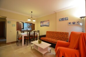Dining - ALBATROS 55 - Two Bedroom Apartment, Sleeps 5 (Punta del moral)
