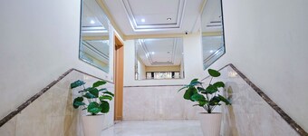 Luxor Home - Spacious & proximity to CFC