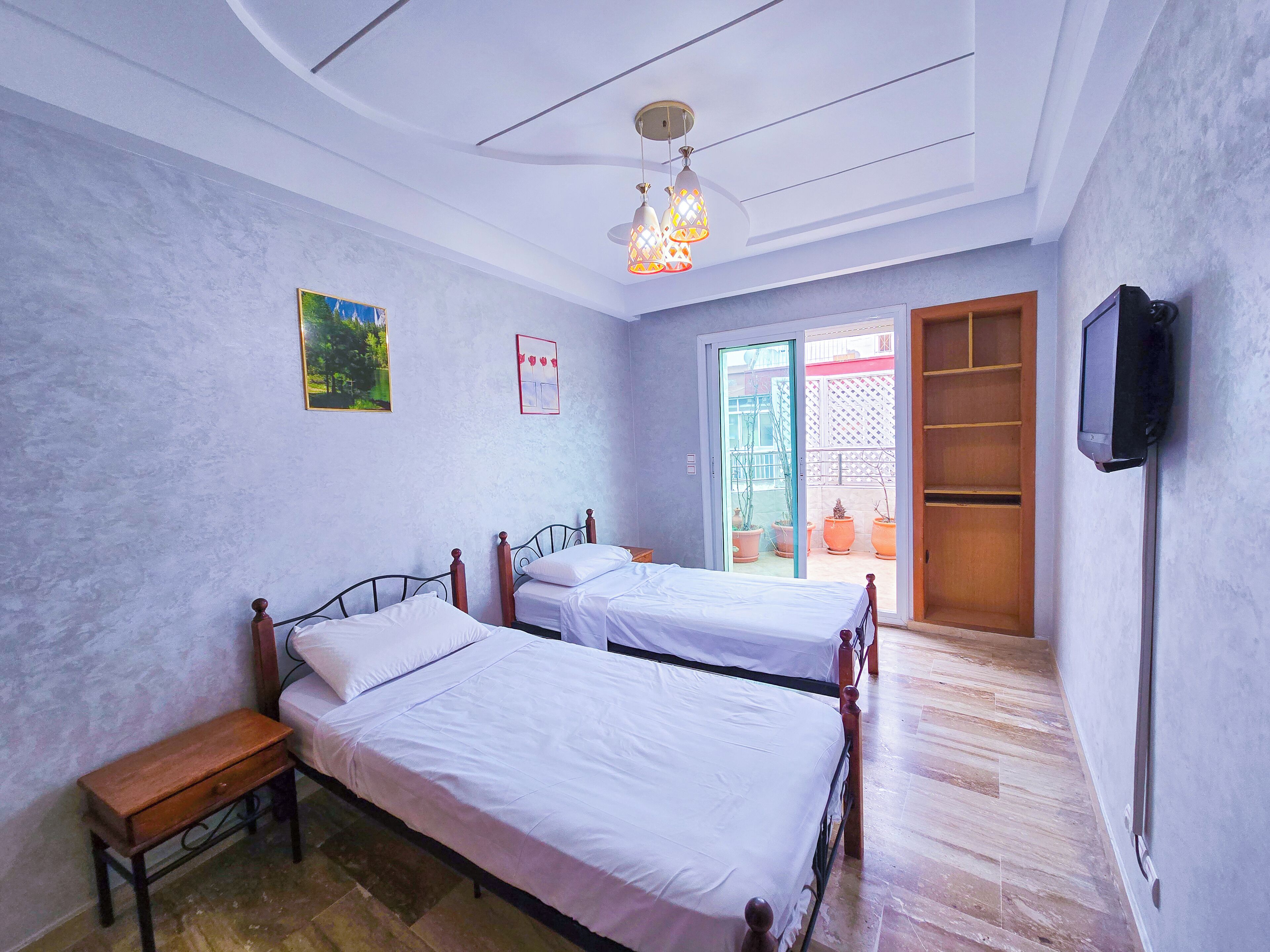 Family Apartment | 2 bedrooms, iron/ironing board, free WiFi