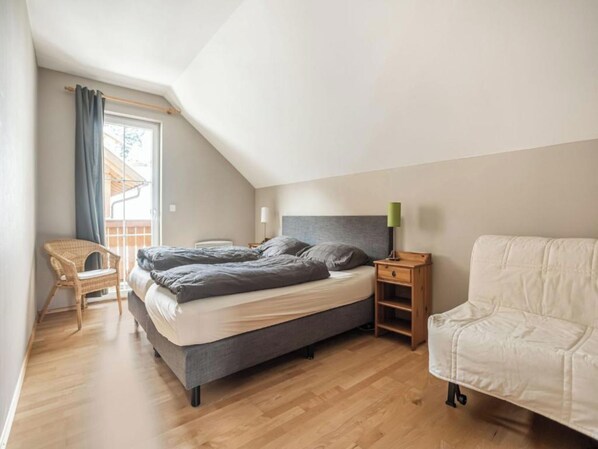 3 bedrooms, Internet