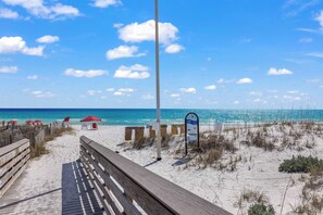 Beach nearby - Salt Therapy - Seagrove Beach - 3 BR Home + 1 BR Casita with King Bed (Santa Rosa Beach)