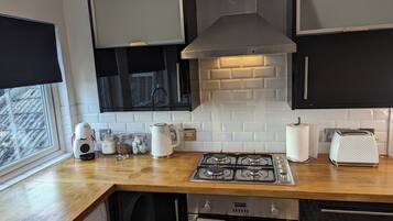 Apartment | Private kitchen | Fridge, microwave, oven, stovetop