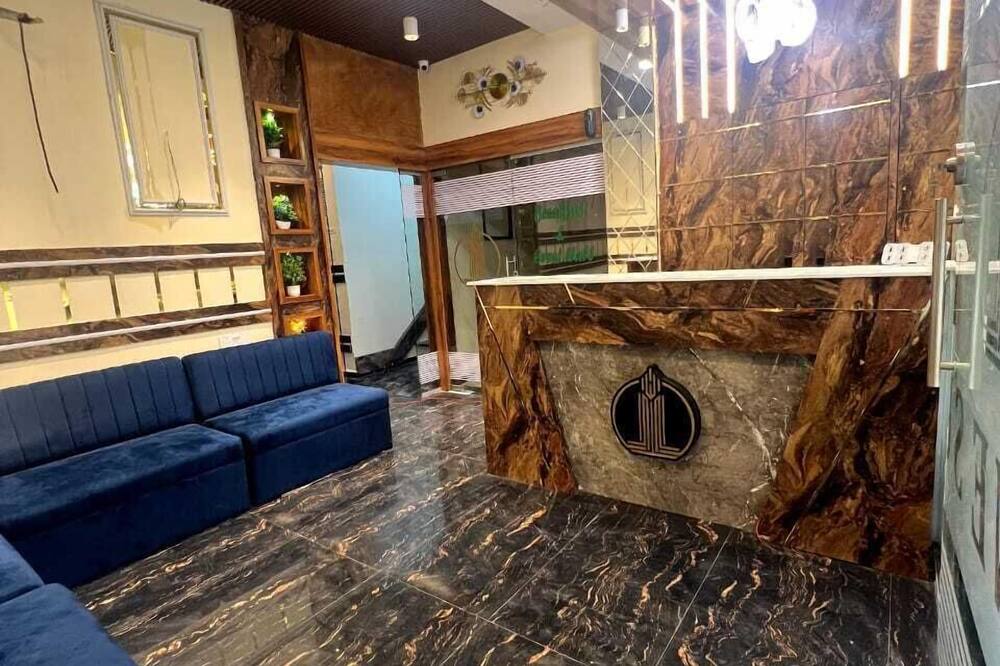 Hotel Sky Suites-Sahar Cargo