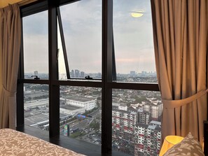 Appartement Luxe, vue ville | Vue de la chambre