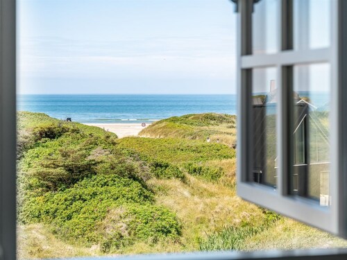 "Amina" - 200m from the sea by Interhome