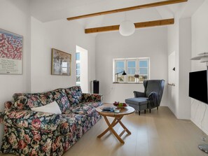 Televisión, chimenea