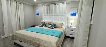 Nassau Island Retreat: Beach & More