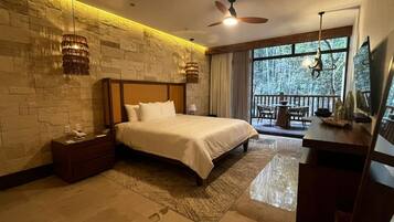 Suite presidencial | Ropa de cama de alta calidad, edredón y escritorio