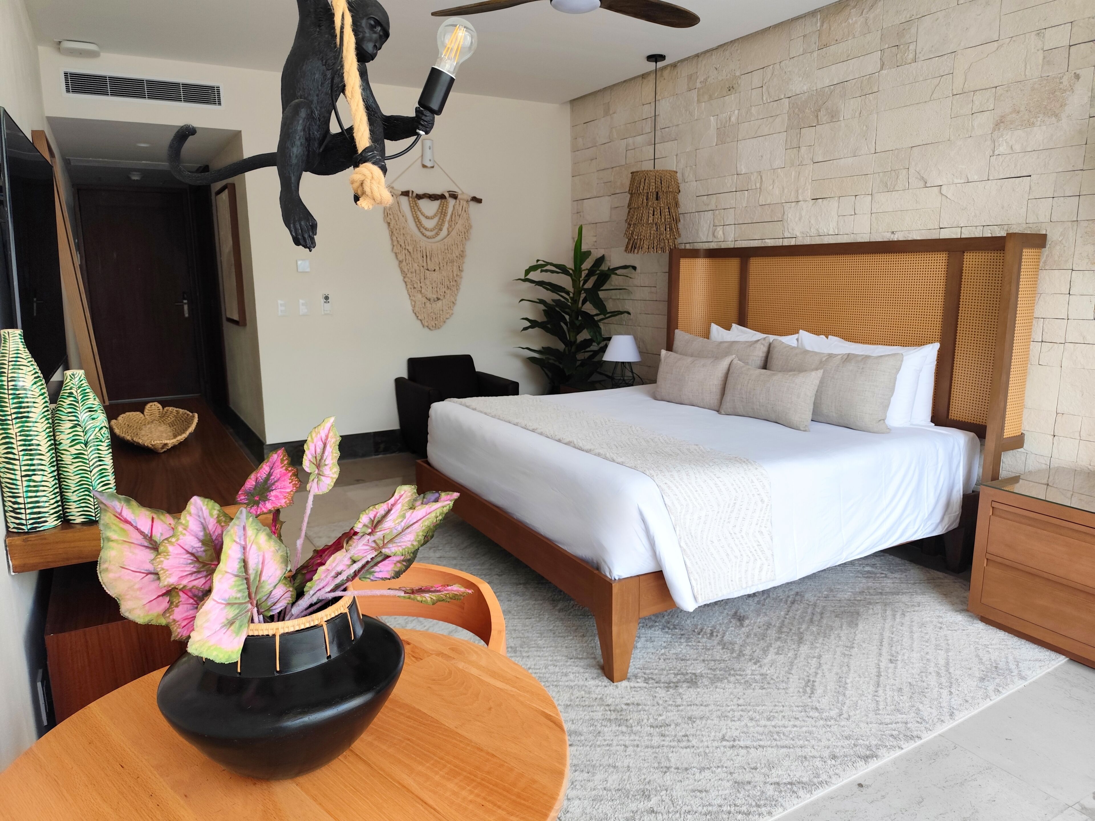 Rom – standard, balkong, hageutsikt | Sengetøy av topp kvalitet, dundyner og skrivebord