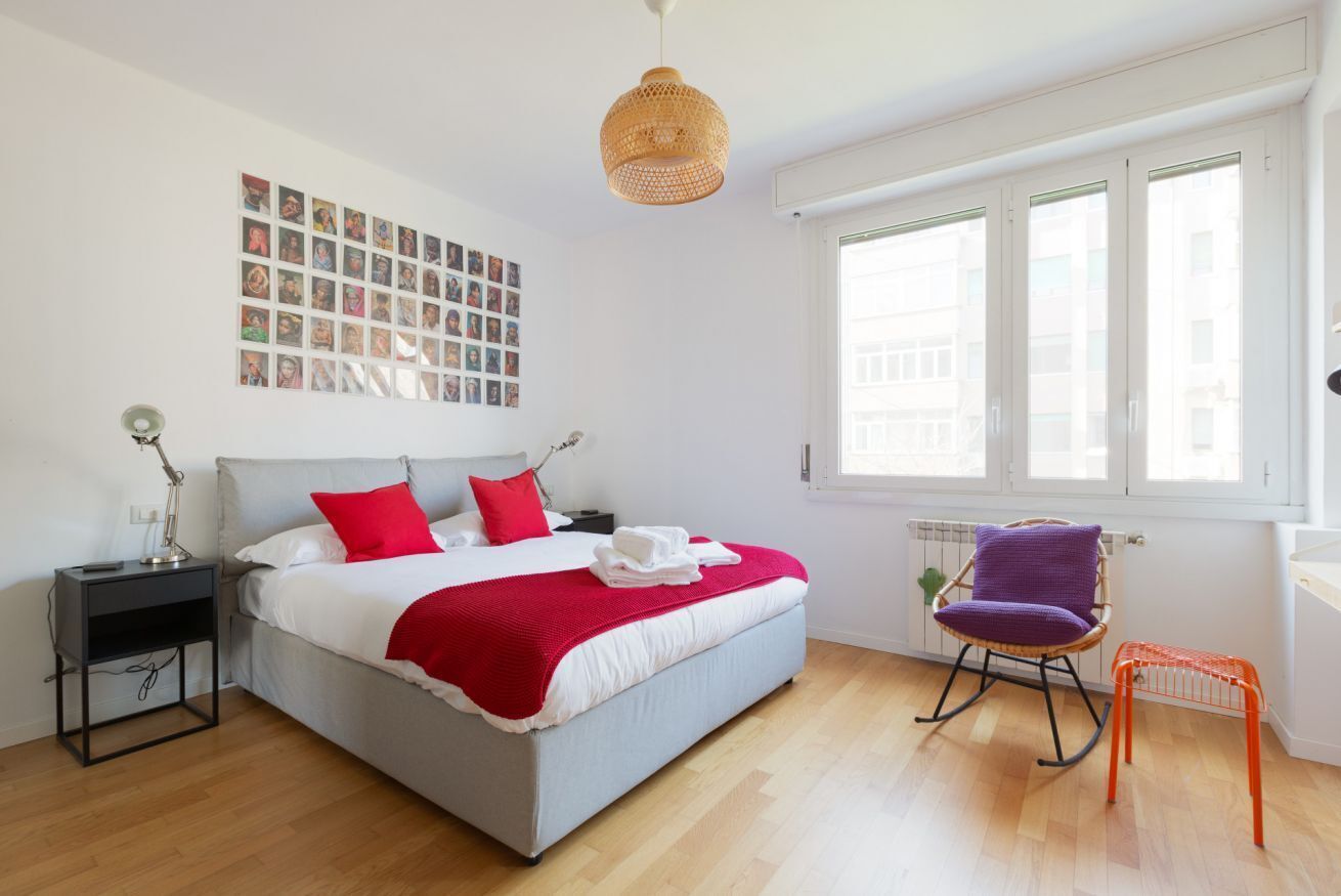 2 bedrooms, desk, iron/ironing board, WiFi