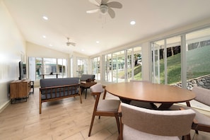 Cottage | Living area | Smart TV - The Brent Guest House (Baguio)