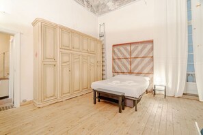 3 chambres, fer et planche Ă repasser, Wi-Fi, draps fournis