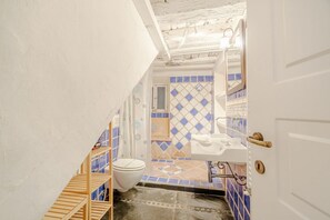 Dusche, Haartrockner, Bidet