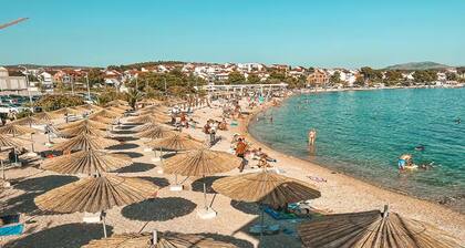 Luxury Beach Apartment w Sea Sunset View, Sibenik