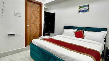 9 bedrooms, free WiFi