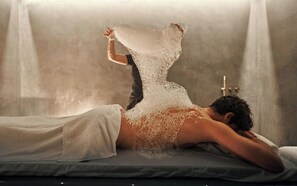 Couples treatment rooms, sauna, steam room, hot springs, Turkish bath - The Sanctuary at Alba Thermal Springs & Spa (Fingal)