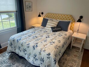 3 soverom, skrivebord, strykejern/-brett og wi-fi (inkludert)