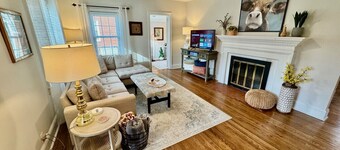 Hank`s Place - Cheerful Bungalow near HPU